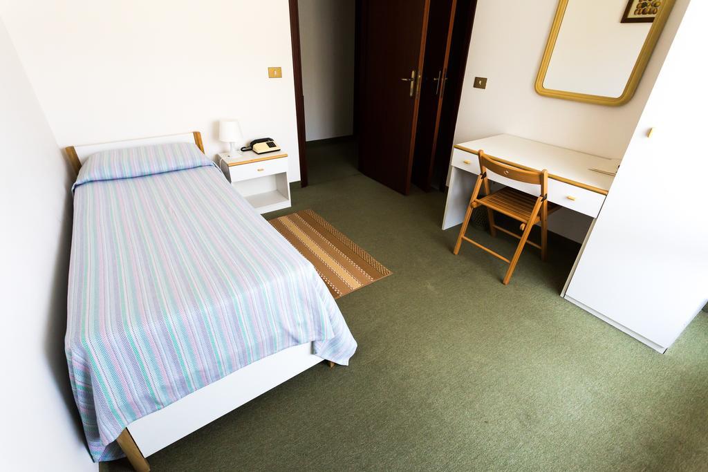 Hotel Krizman Monrupino Zimmer foto